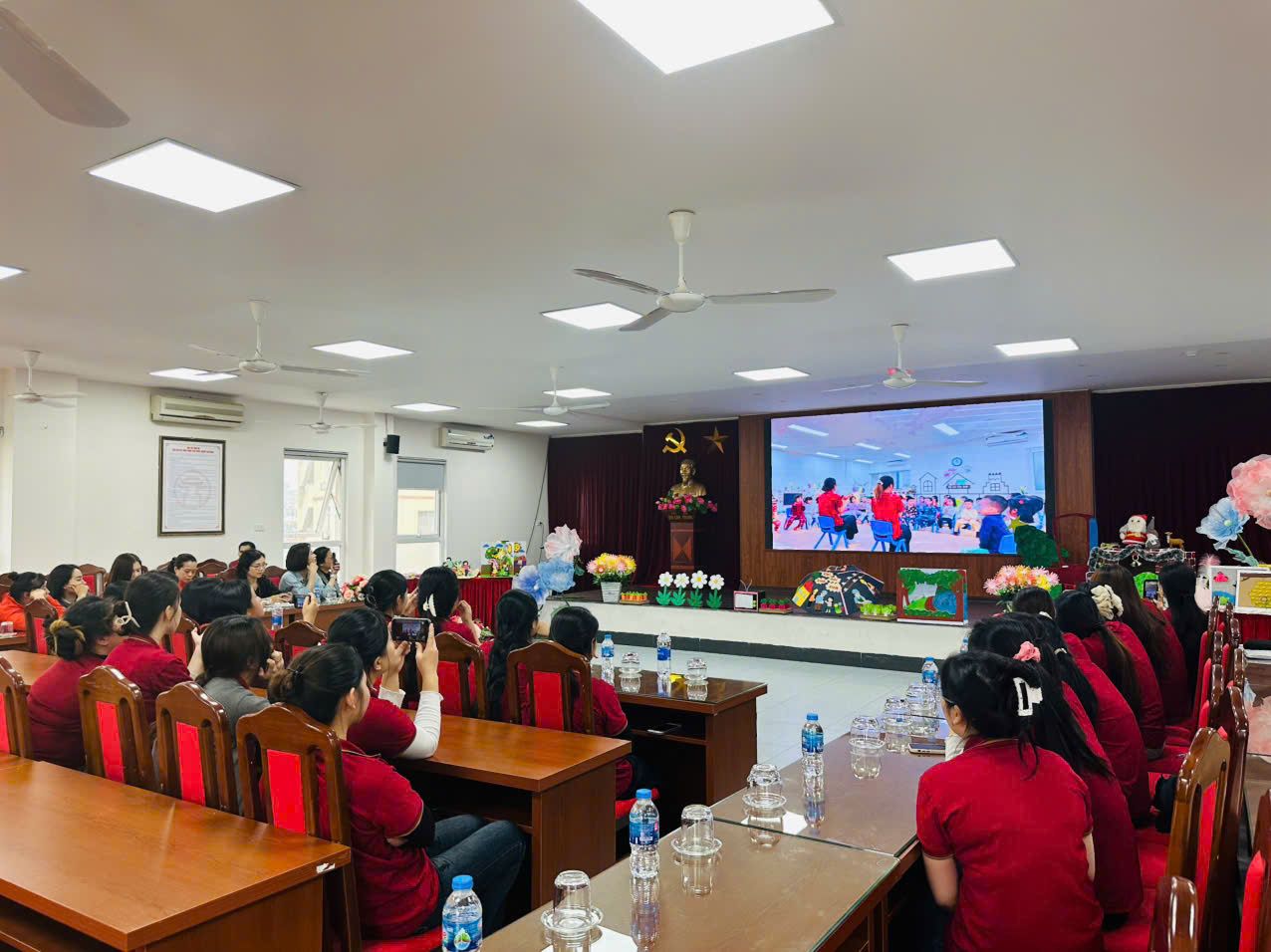 z7295205437695_5889d1514816b7ab6483f2ed8655cc7a