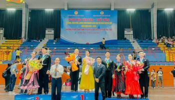 MN Xuân La tham gia khiêu vũ Ngày hội VHTT Ngành GDĐT Hà Nội năm 2024!