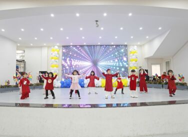 Chào mừng ngày Quốc Tế Phụ Nữ