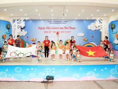 Trường MN Xuân La tổ chức chương trình “Ngày hội giao lưu thể thao - Chủ đề: Tôi yêu Việt Nam”